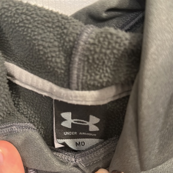 Men’s Under Armour grey hoodie size medium - Picture 3 of 3